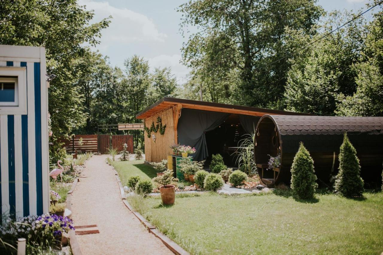 Aloha Glamp - Okragle Domki Przy Rzece - Balia I Sauna - Energylandia Zagornik Exterior foto