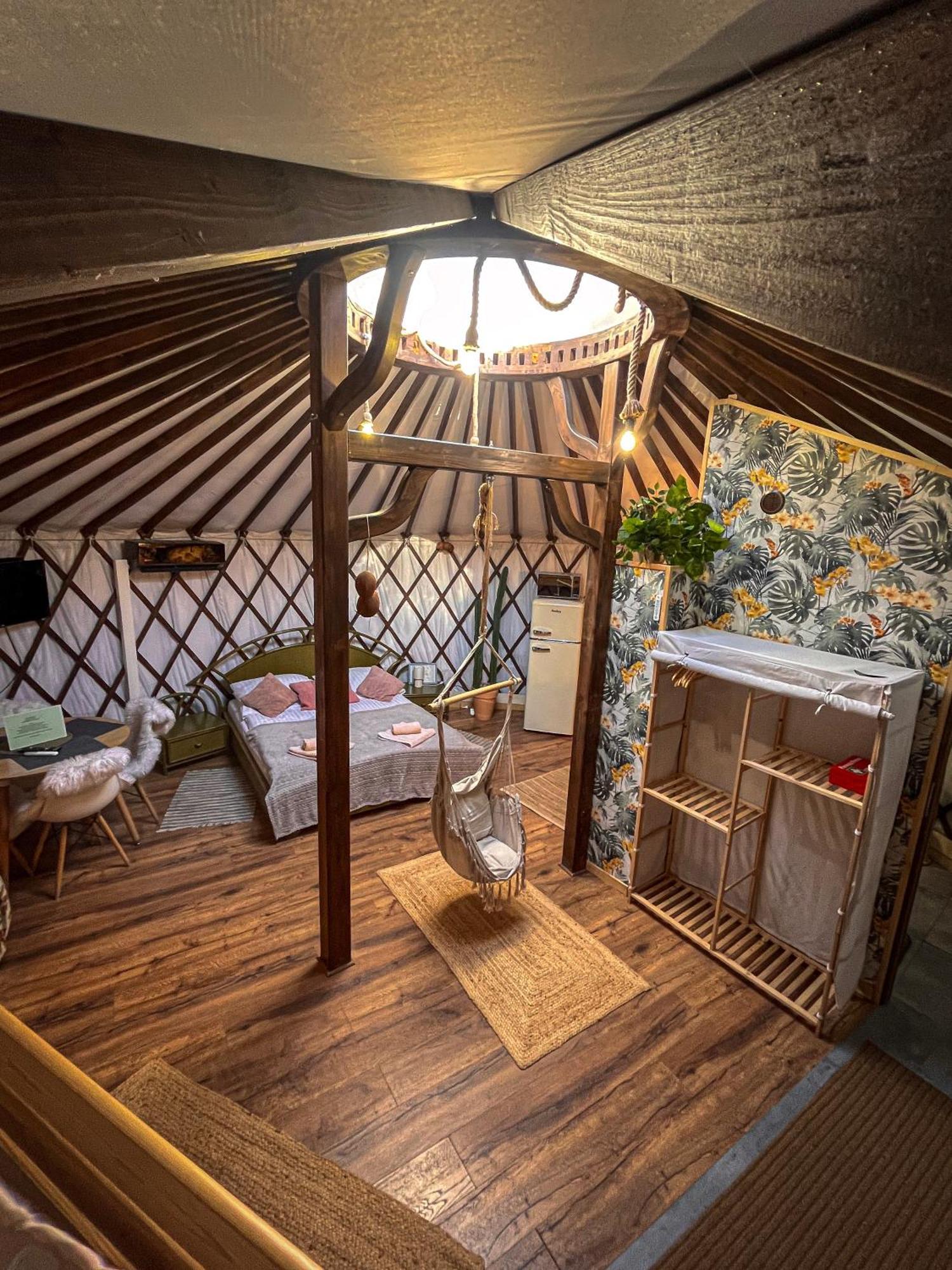 Aloha Glamp - Okragle Domki Przy Rzece - Balia I Sauna - Energylandia Zagornik Quarto foto